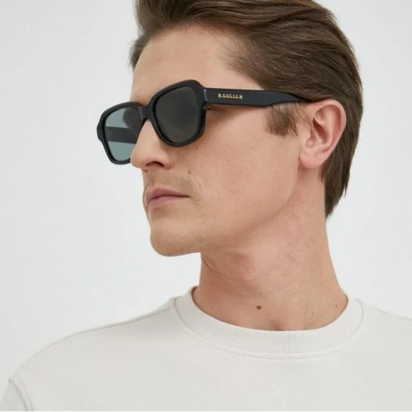 NEW GUCCI BLACK BLUE SUNGLASSES GUCCI MEN EYEWEAR - Picture 1 of 5